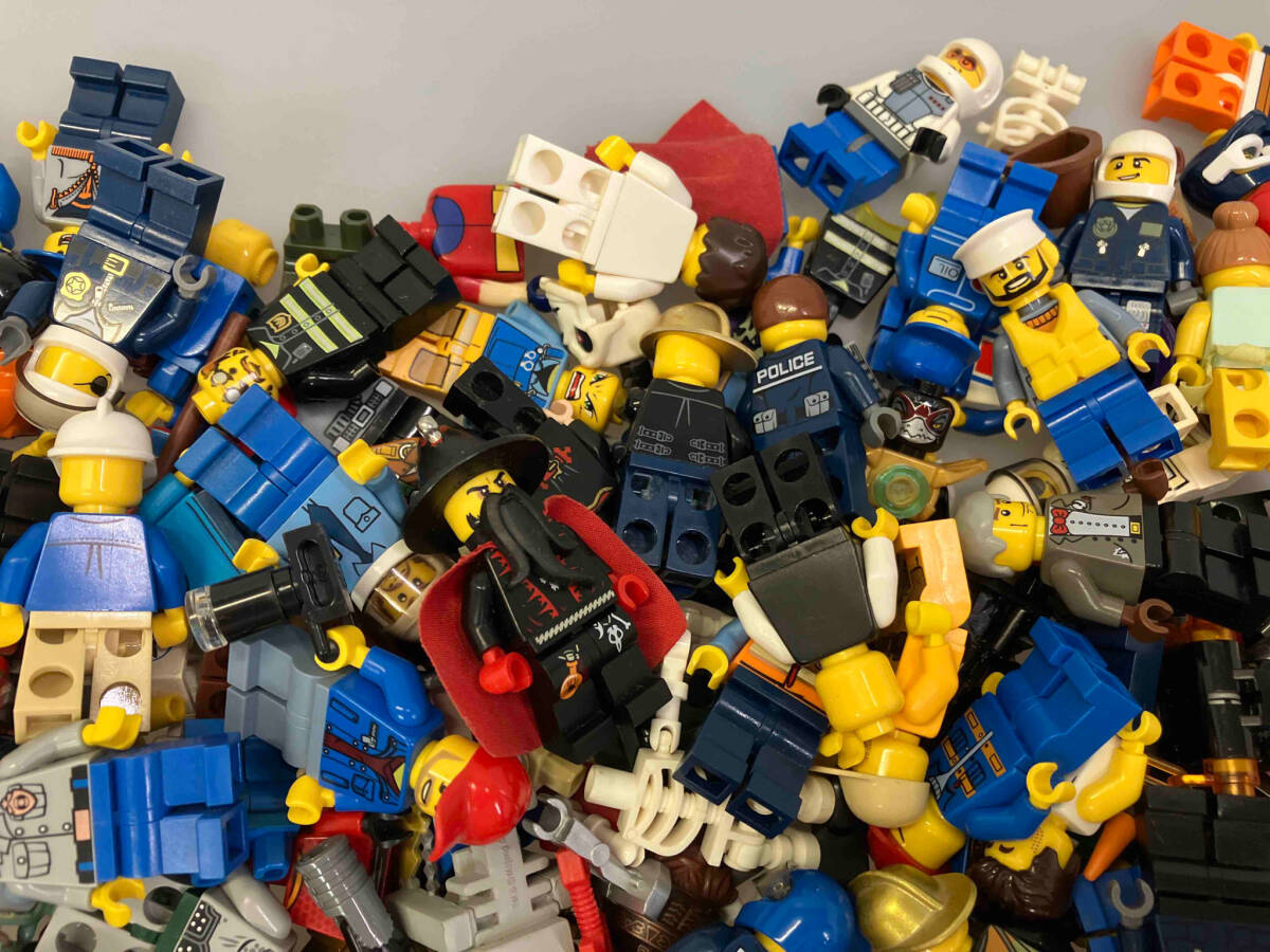 LEGO レゴ ミニフィグ 大量 1kg以上 まとめ売り ※装飾品 ヘッド トルソー レッグ ヘアー ヘッド 小物 武器 スターウォーズ お城シリーズ_画像6