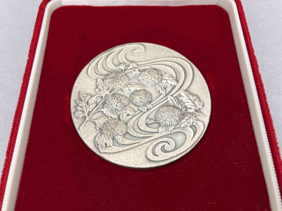 【箱付き】天皇陛下御在位六十年 記念貨幣発行記念メダル_画像2