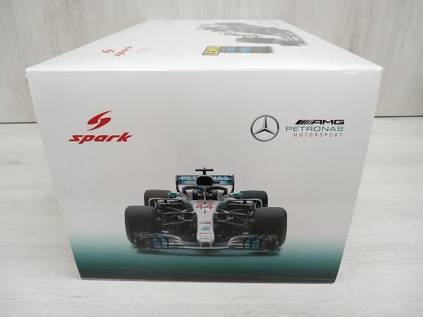 Spark model 1/18 Mercedes-AMG Petronas Motorsports #44 Mexican GP 2018(with Pit Board) Lewis Hamilton_画像3