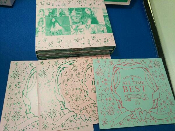 西野カナ CD ALL TIME BEST ~Love Collection 15th Anniversary~(初回生産限定盤)(Blu-ray Disc付)_画像6