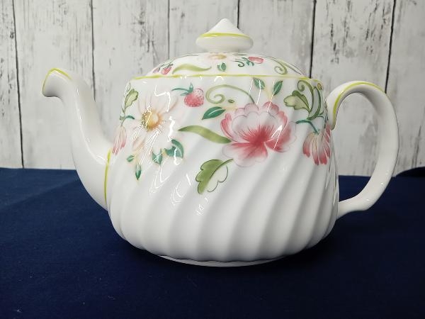 MINTON ミントン SECRET GARDEN カップ&ソーサー2客 MINTON ミントン SECRET GARDEN カップ&ソーサー2客