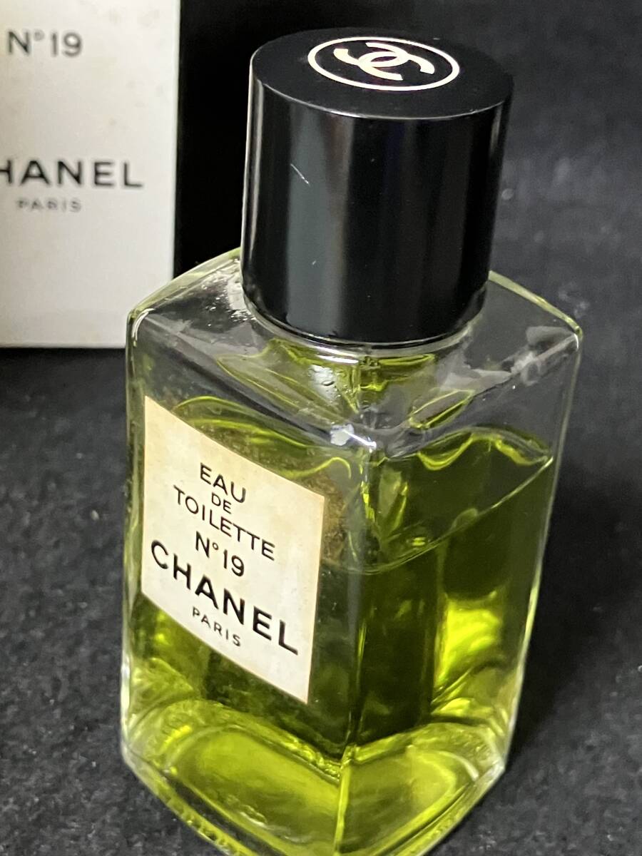 Ψ CHANEL シャネル №19 オードトワレ セット 266010_画像2