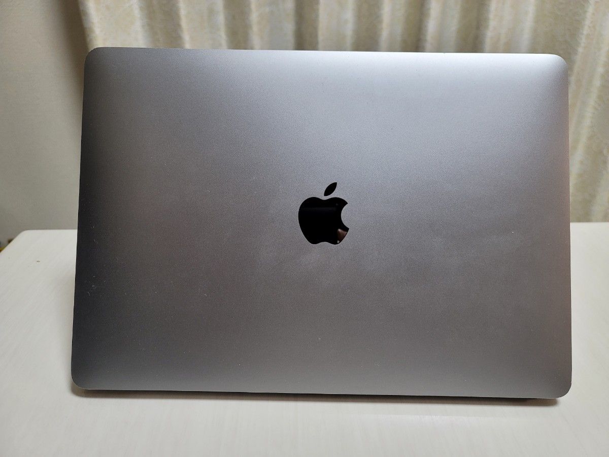 値下げ　美品　Macbook Air 2019 i5 16GB/128GB