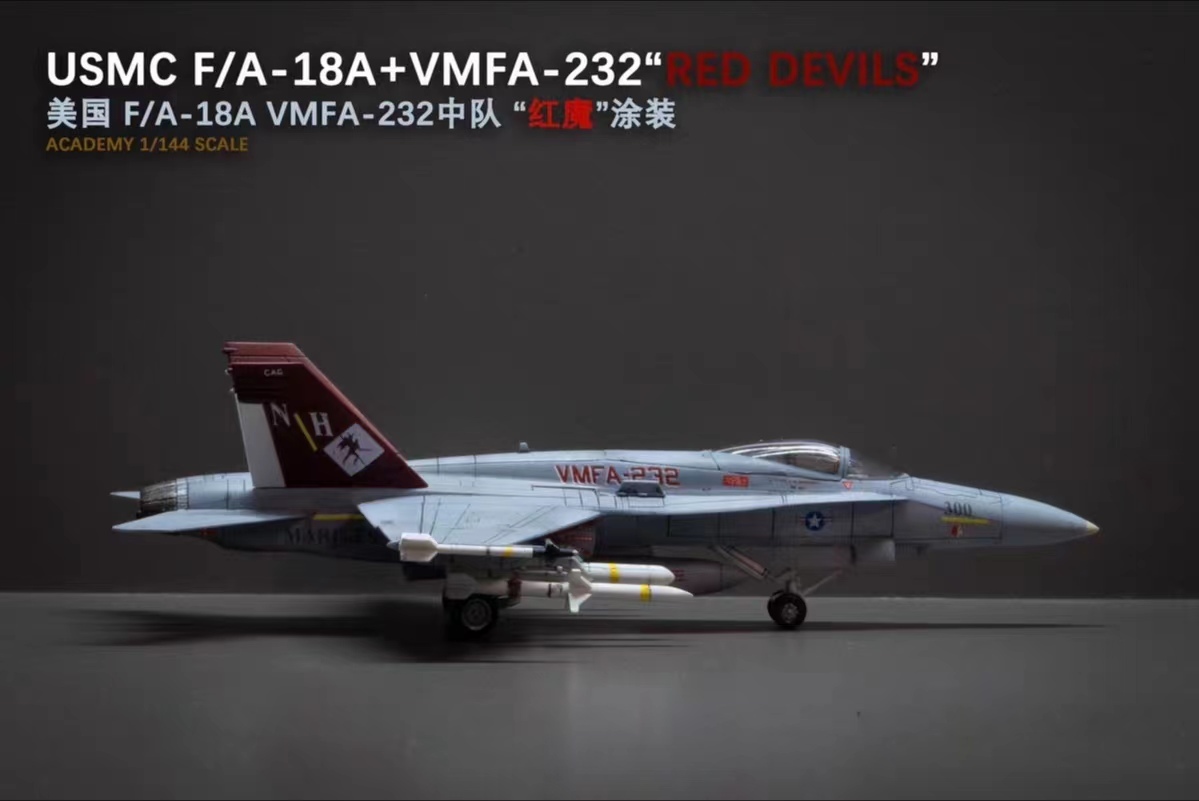 1/144 アメリカ F/A-18A VMFA-232 スーパーホーネット 組立塗装済完成品_画像2