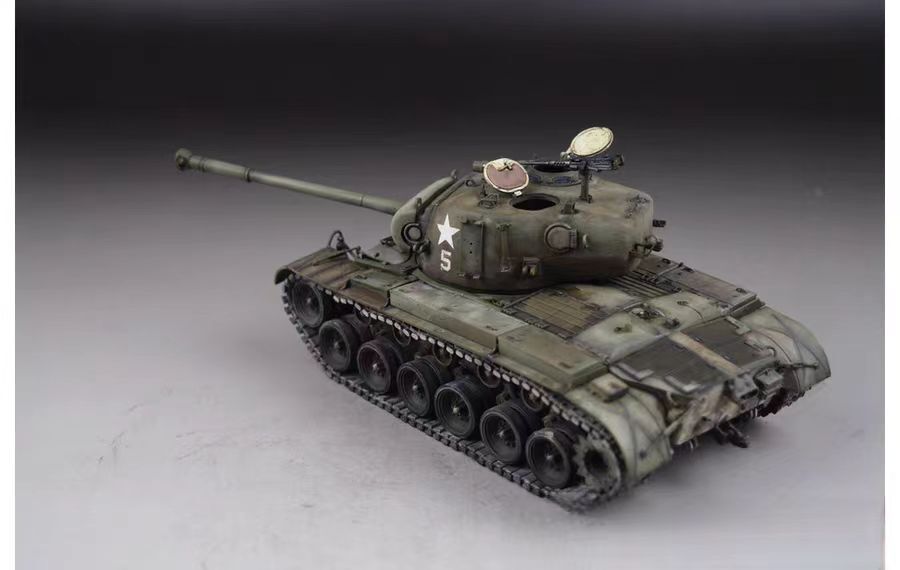 1/35 アメリカ戦車 M26A-1 パーシング 組立塗装済完成品