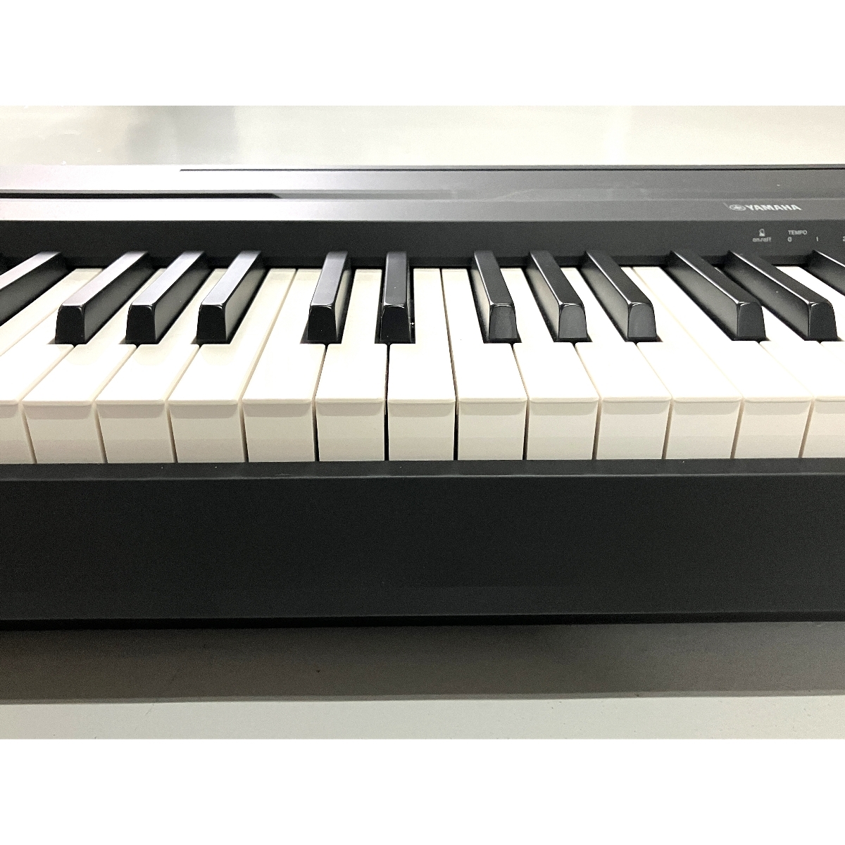 【引取限定】【動作保証】 YAMAHA ヤマハ P-45 2016年製 電子 ピアノ 折りたたみ式スタンド付き 中古 直 B8837762_画像4