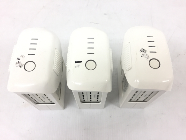 DJI PH4-5870mAh-15.2V Phantom 4 シリーズ用 バッテリー 3台 セット ACアダプター付き おまけつき(プロペラ) ジャンク W7993829_画像6