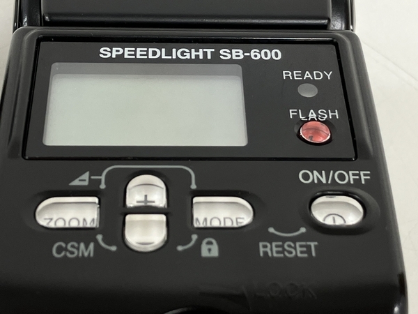 【動作保証】 Nikon ニコン SB-600 スピードライト ストロボ / MB-D11 バッテリーパック 2点セット カメラ周辺機器 中古 K8817304_画像3