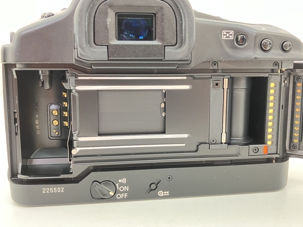 【動作保証】Canon EOS-1V 一眼レフ フィルム カメラ ボディ キャノン 中古 良好 Z8857363_画像9