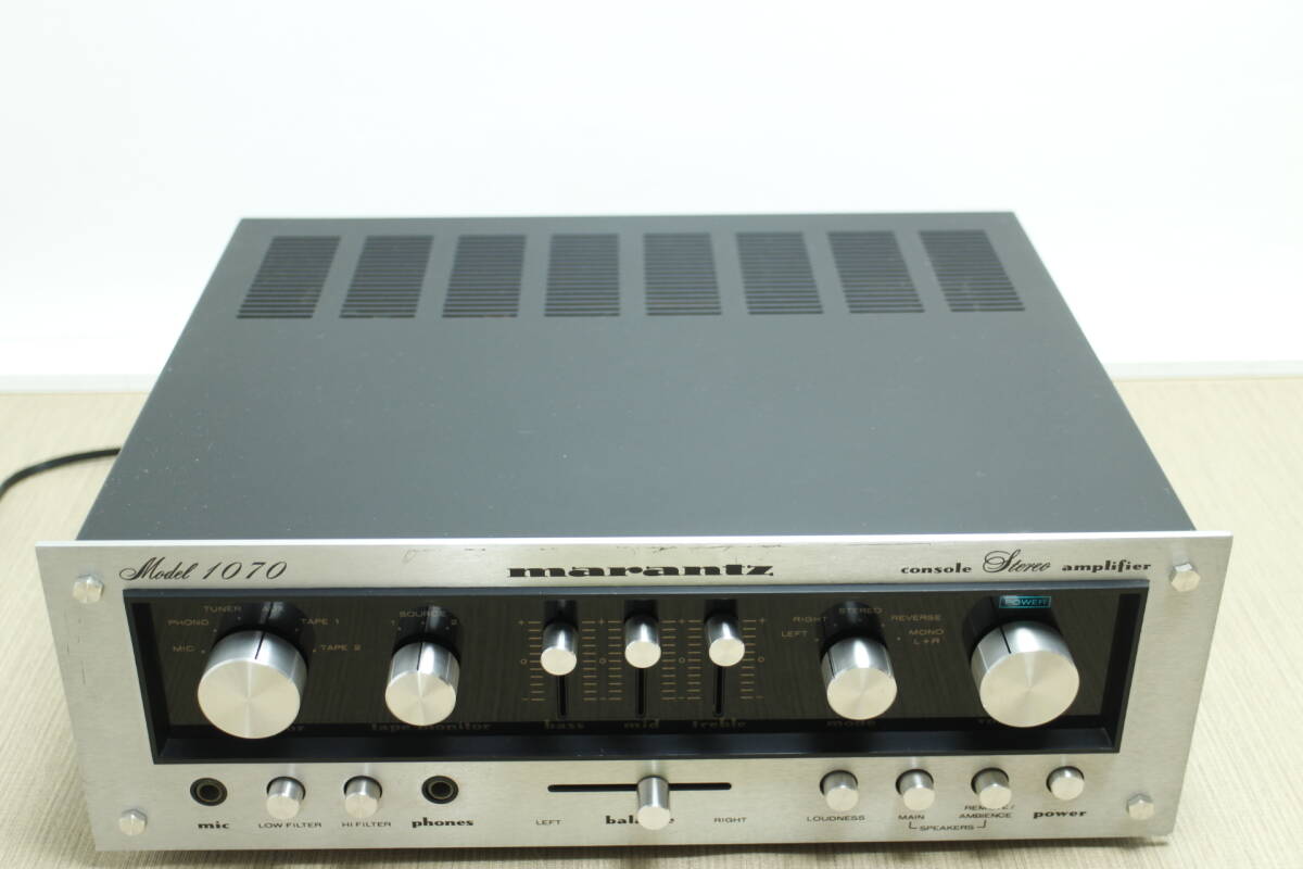 M-XB-464 Marantz Model 1070 プリメインアンプ CHATSWOR カリフォルニア U.S.A オーディオ機器 1975年 通電OK_画像4