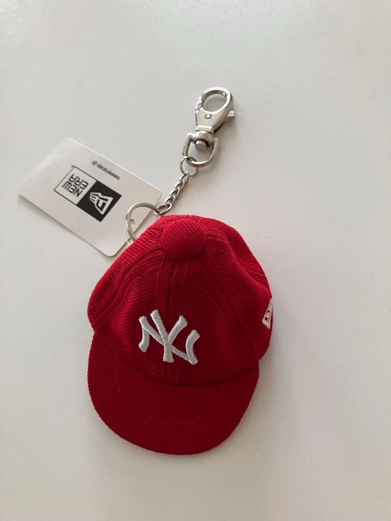 NEW ERA(ニューエラ)CAP KEY HOLDER NEYYAN /キャップ キーホルダー/ニューヨークヤンキース/レッド×ホワイト/野球/帽子の画像1
