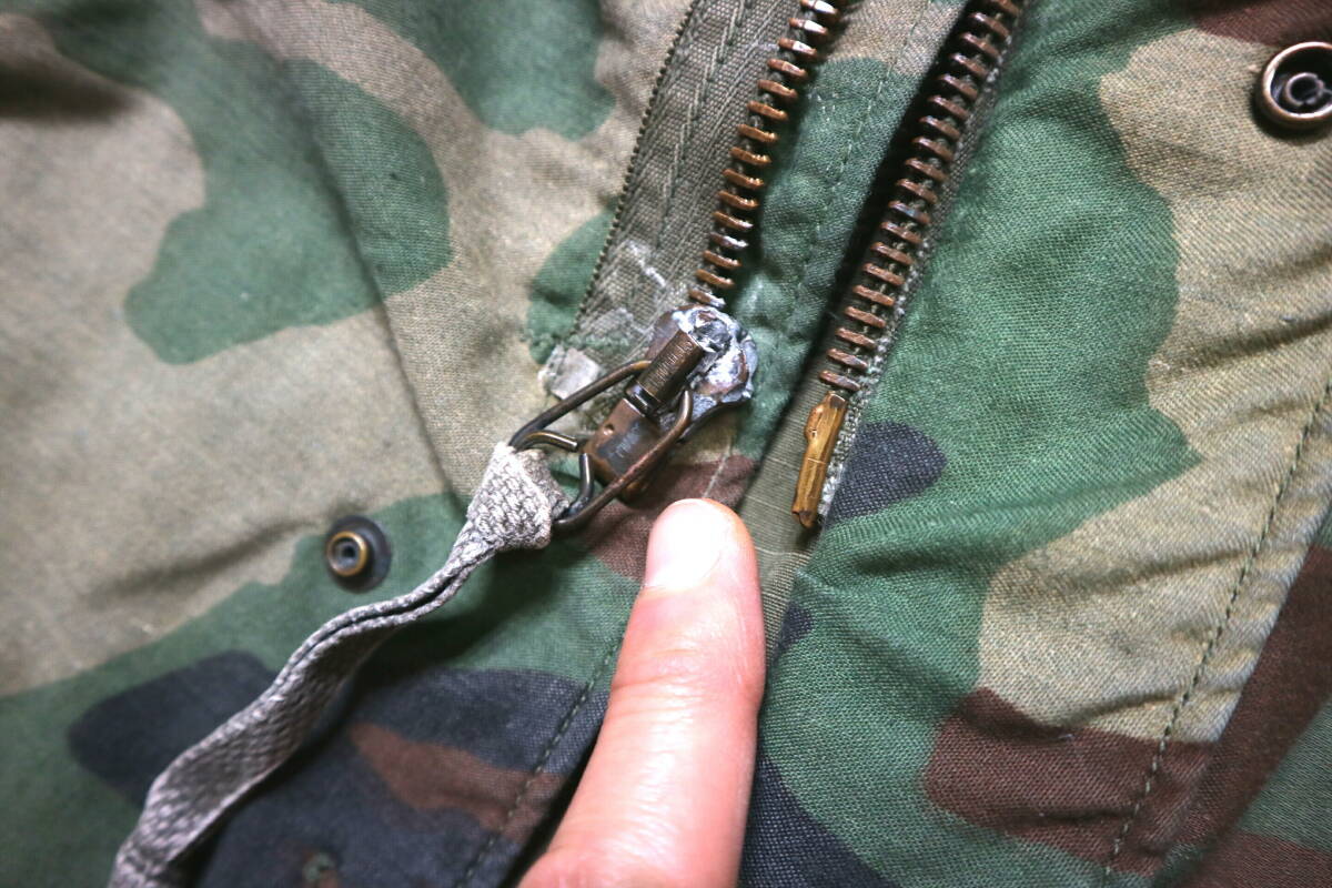 訳あり(やや汚れ）/3L相当！◆’83年 米軍実物 WINFIELD MFG CO製 M-65フィールドジャケット◆LARGE REG（3L相当：身長179-181センチ位） _フロントジッパーにやや酸化と欠けです。