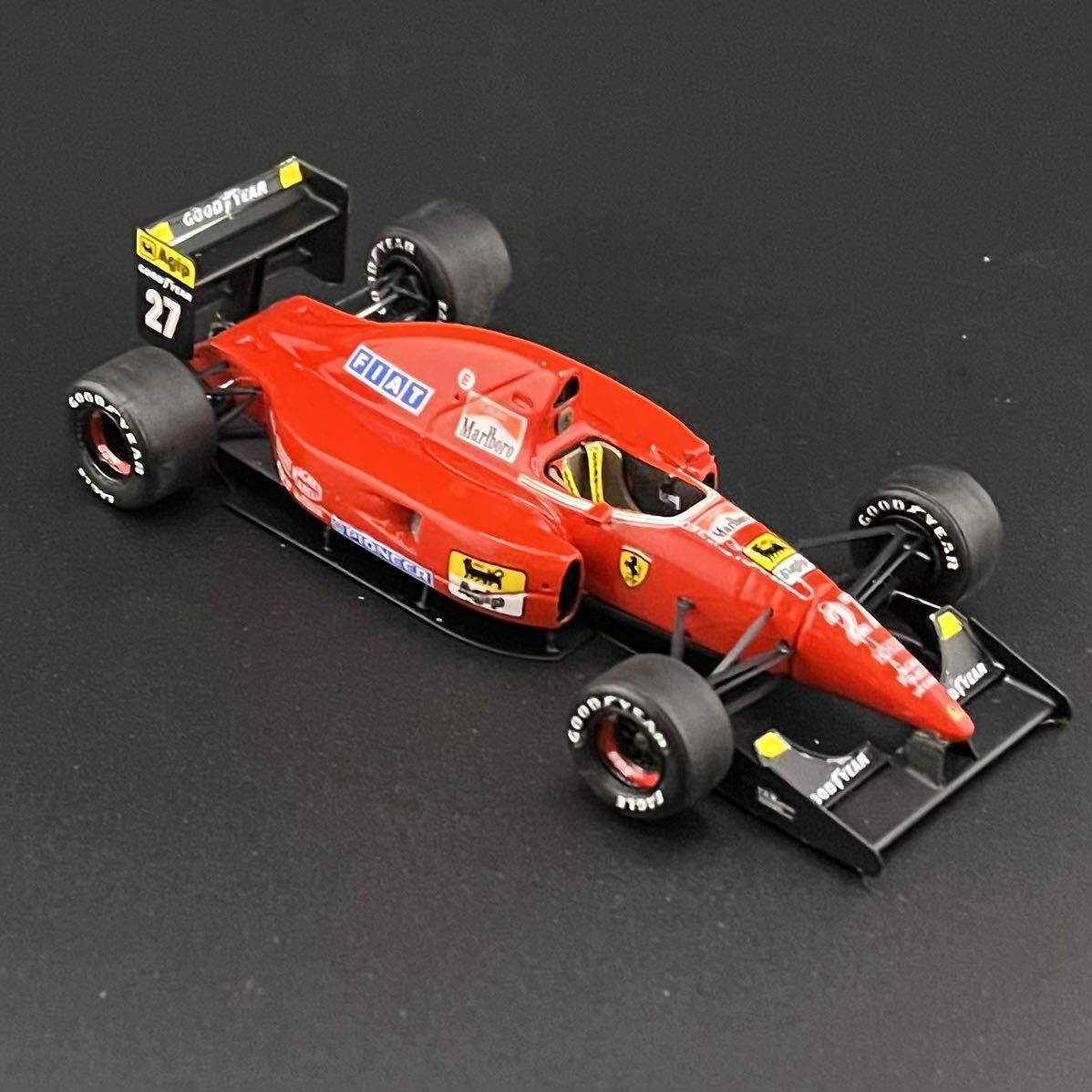 ［自作完成品］1/43フェラーリF92A 南アフリカGP 1992 （ダブルデッキ）　タメオ_画像5