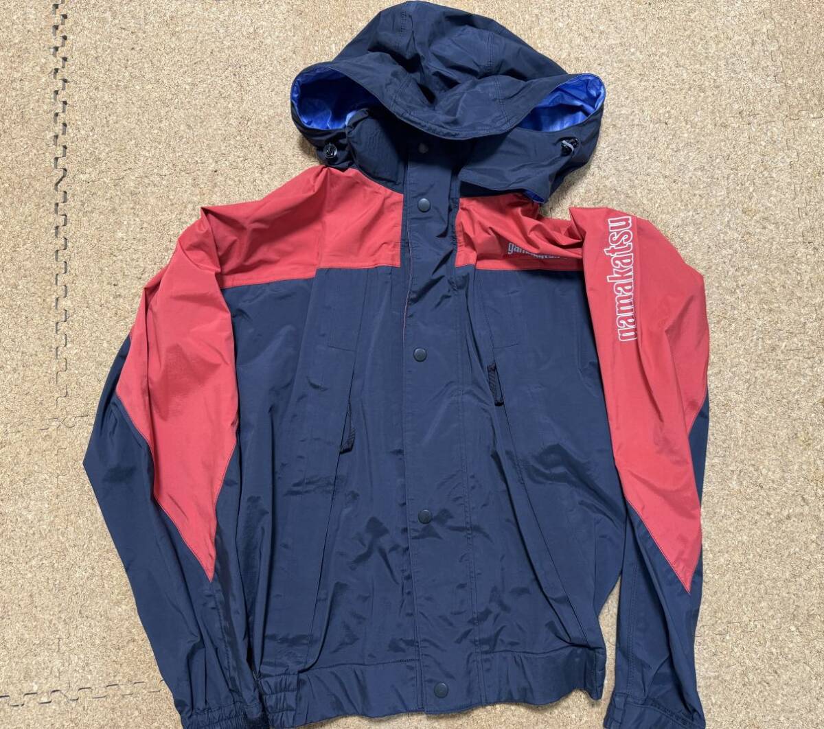 希少 美品 がまかつ レインウェア 透湿防水 ジャケット Lサイズ 希少 美品 がまかつ レインウェア 透湿防水 ジャケット Lサイズ