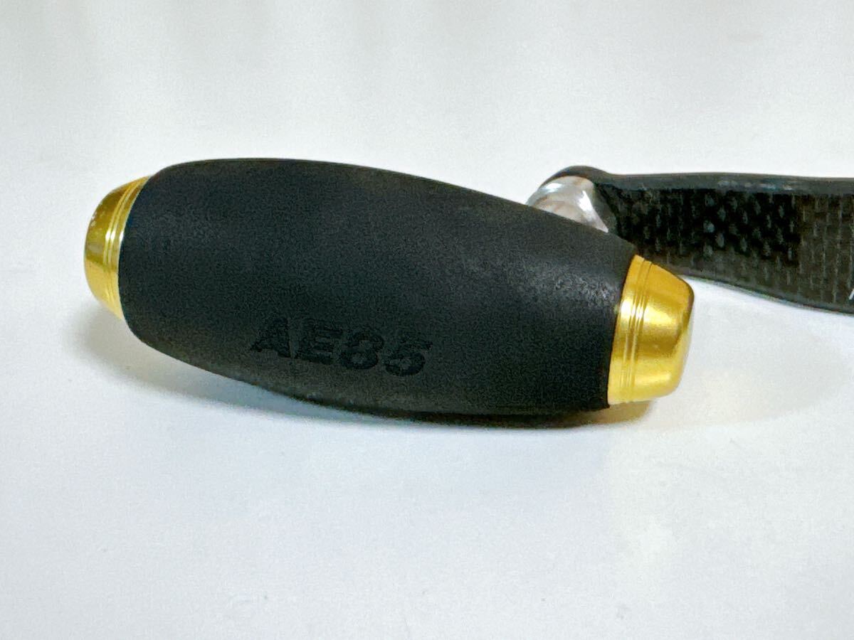 美品 即決 スタジオオーシャンマーク カーボンハンドル AE85Ca L 美品 即決 スタジオオーシャンマーク カーボンハンドル AE85Ca L