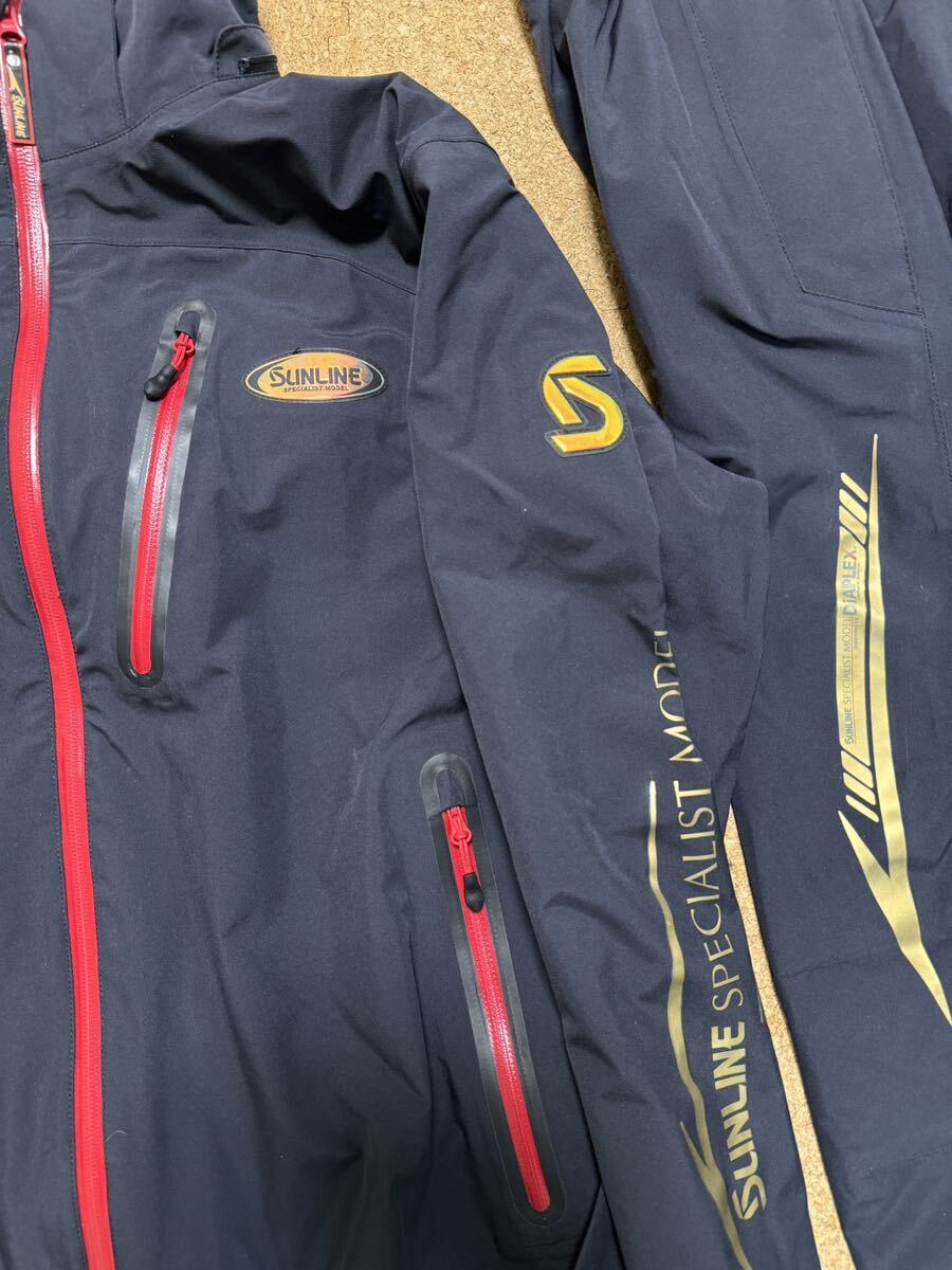 美品 サンライン ステータス DiAPLEX オールウエザースーツ STW 美品 サンライン ステータス DiAPLEX オールウエザースーツ STW