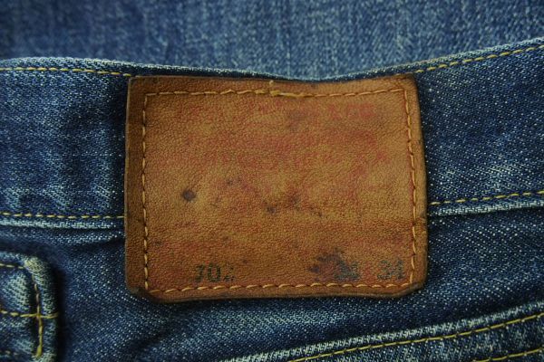 r2_3023k Levi's リーバイス 702-XX 復刻 赤耳 バックシンチ ドーナツボタン 裏刻印J22 セルビッジ パイプドストレートデニム W34の画像3