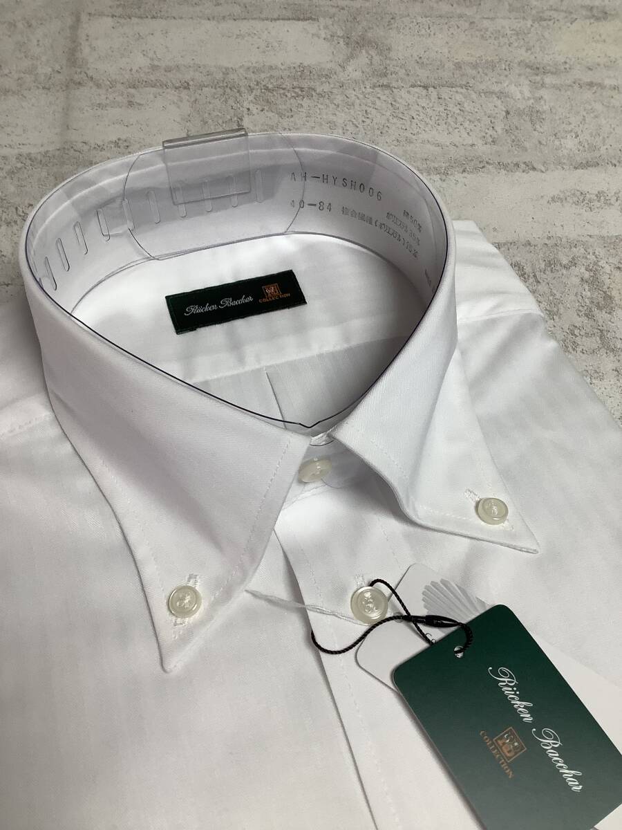 新品未使用　40-84 長袖　Ｌサイズ ★ボタンダウンカッターシャツ★白ビジネス　ドレスシャツ　上質な形態安定ワイシャツ_画像3