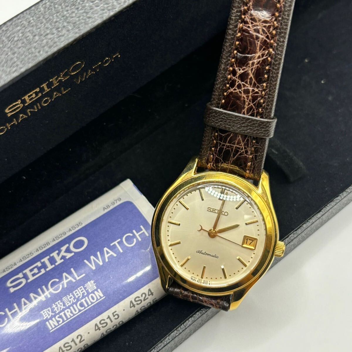 希少　極美品　スケルトンバック　デッドストック　SEIKO セイコー　MECHANICAL WATCH 箱付 メカニカルウォッチ　 4S35-8000 腕時計 _画像3