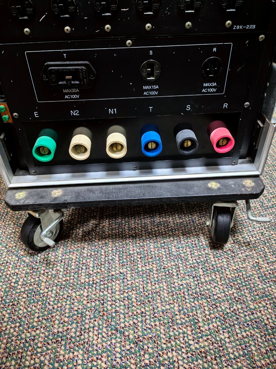 ゼムツアーⅡ 2Kw 36ch 調光器 超希少,中古美品,動作保証 自分 ゼムツアーⅡ 2Kw 36ch 調光器 超希少,中古美品,動作保証 自分