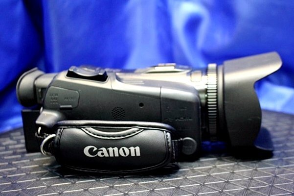 2016年製 キヤノン 業務用 ハイビジョン デジタルビデオカメラ XA35 Canon 46292Yの画像5