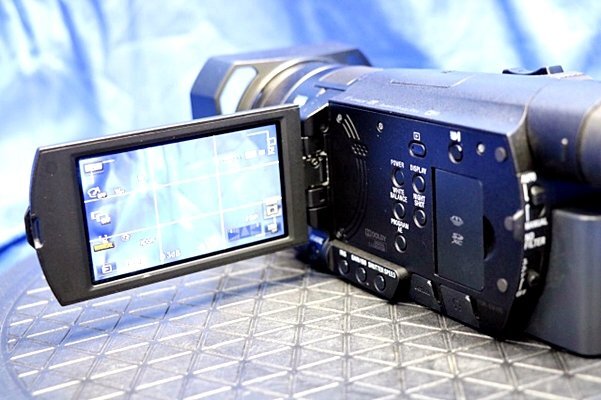 SONY/ソニー デジタル4K ビデオカメラレコーダー ★ハンディカム FDR-AX100 /50688Yの画像7