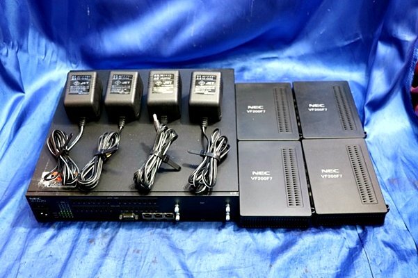 計5台セット NEC リモート側VDSL装置 VF200F7(ACアダプター付き)×4台+VDSL装置 16ポート VC1622F2×1台　50725Y_画像1