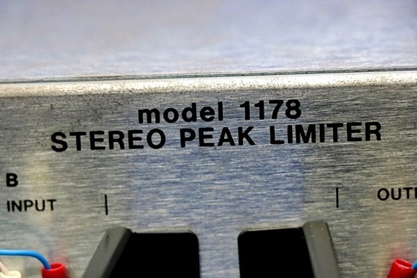*UREI 1178 * 2ch stereo compressor limiter Stereo Peak Limiter 50797Y