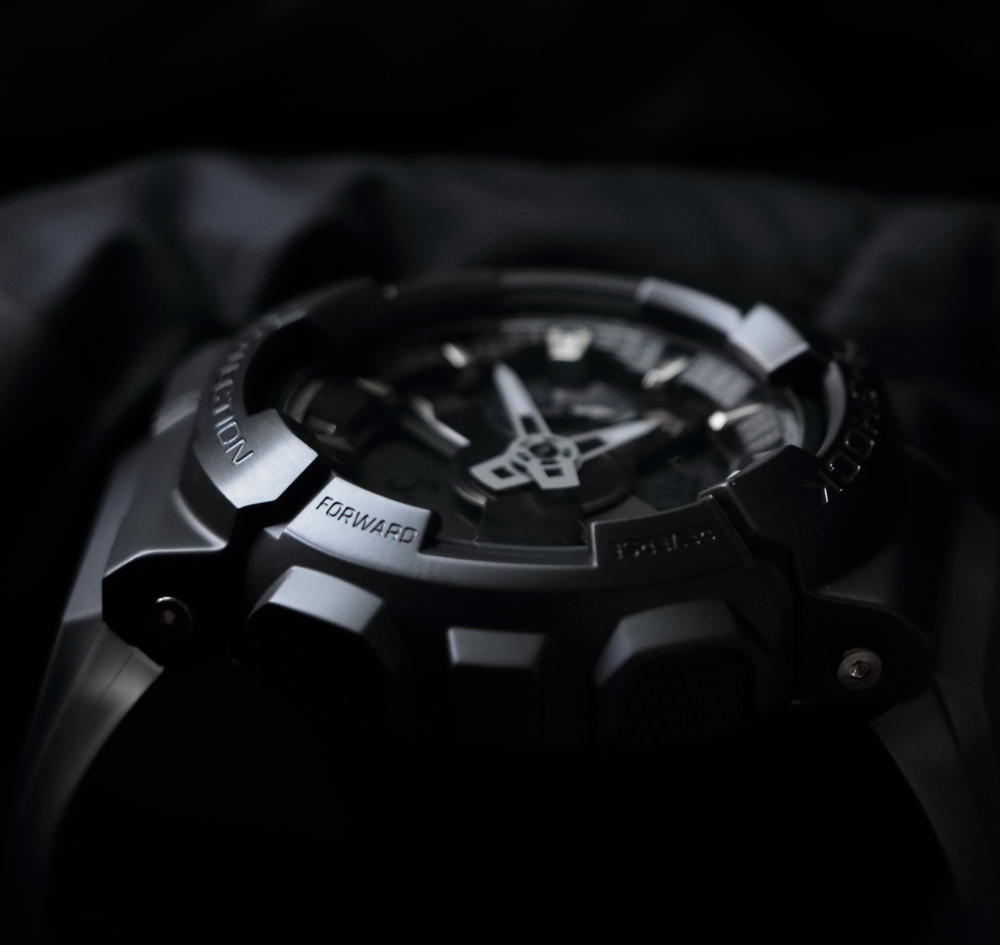 G-SHOCK　GM-110MF-1 マットブラック　メタルベゼル メタルカバード 真夜中の霧_画像4