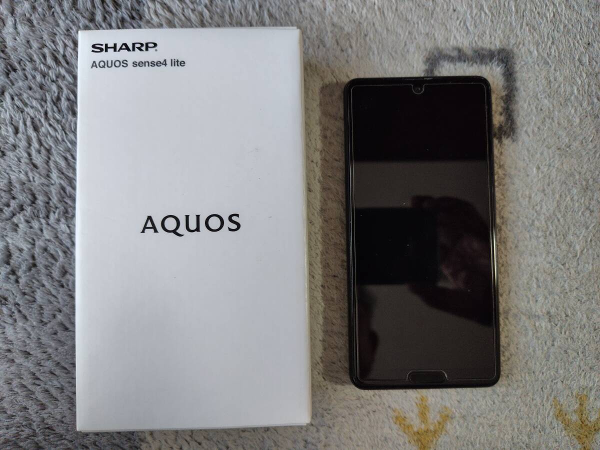 AQUOS Sense4 Lite SH-RM15 楽天モデル ブラック（美品）_画像1