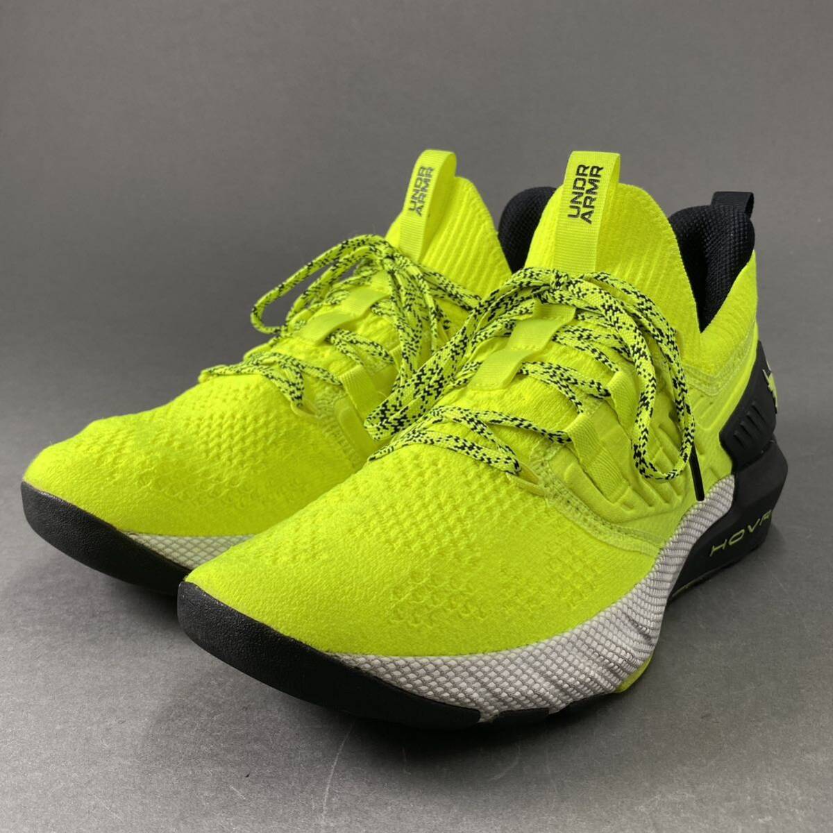 e13-13《美品》 UNDER ARMOUR アンダーアーマー プロジェクトロック3 トレーニングシューズ ランニング スニーカー 3023004-306 25.5cm_画像1