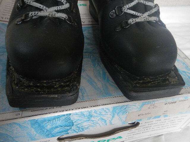  задний Country лыжи ботинки обувь SCARPA 7 1/2 25.5Cm Vibram низ натуральная кожа MADE IN ITALY ( б/у товар )