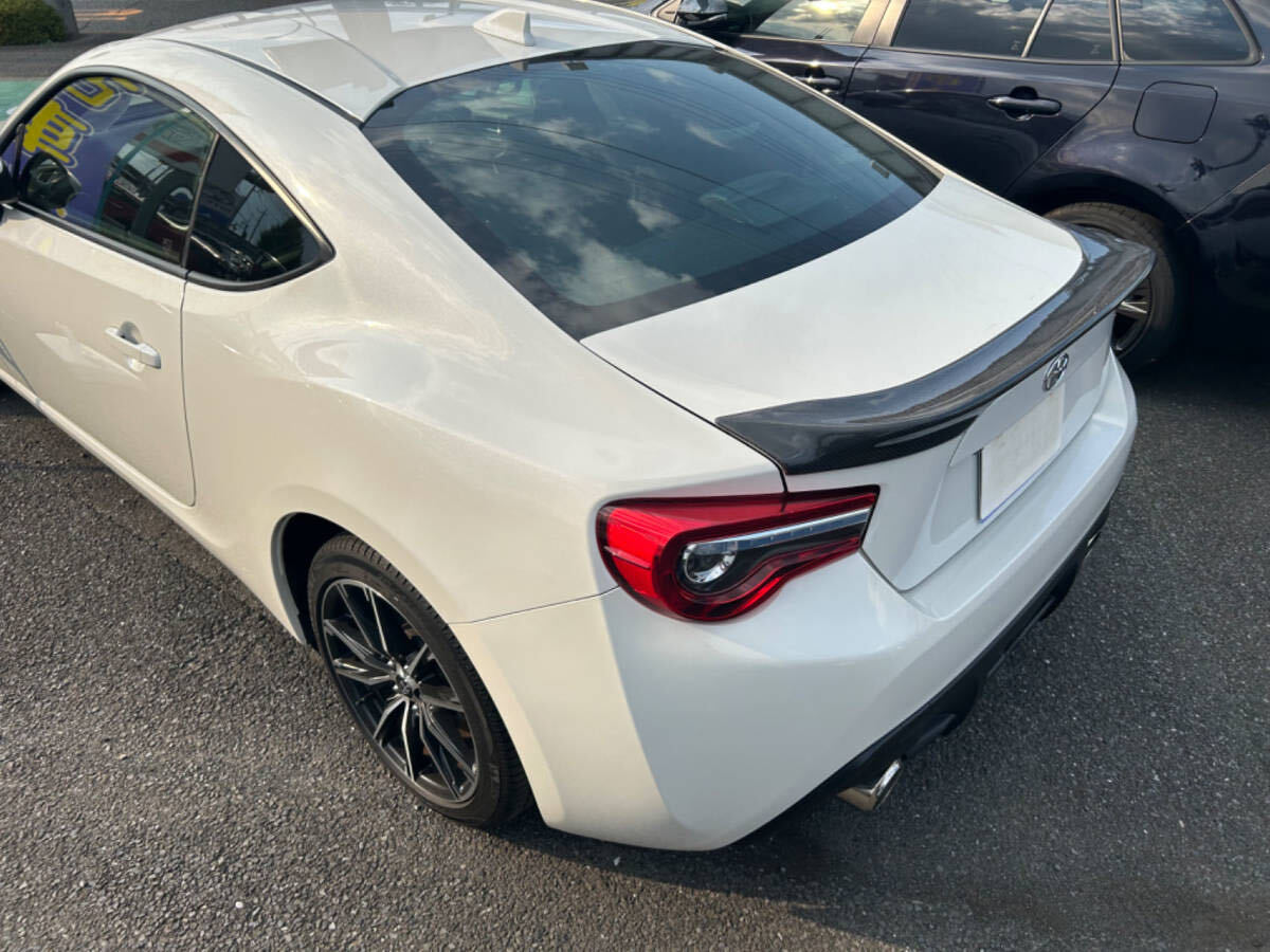  selling out! Toyota 86 ZN6 Subaru BRZ ZC6 series first term latter term common glossy lustre real carbon rear spoiler trunk spoiler rear spoiler 