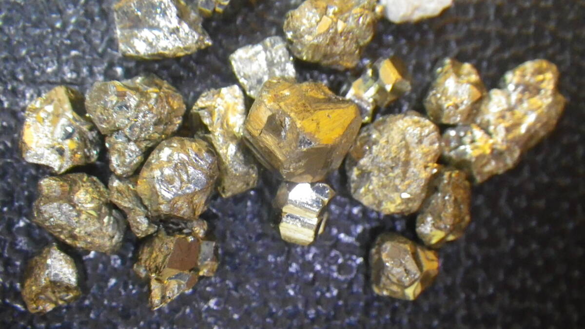 ペルー産の黄鉄鉱セットです。_画像2