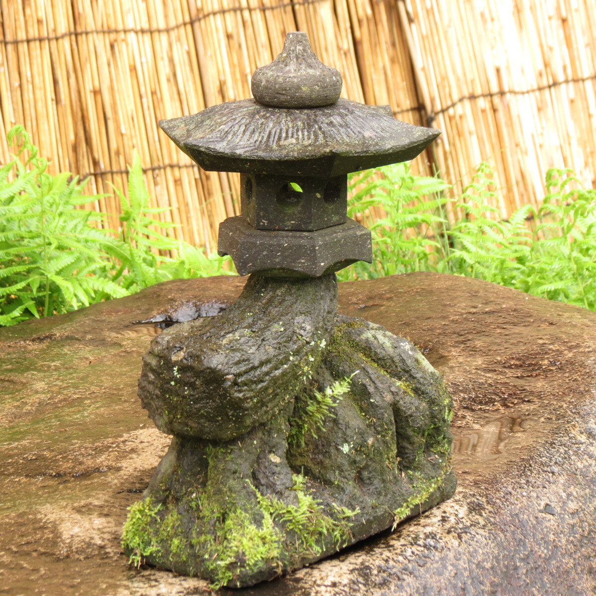  камень лампа . высота 29.5cm масса 5kg Kyushu производство натуральный камень 