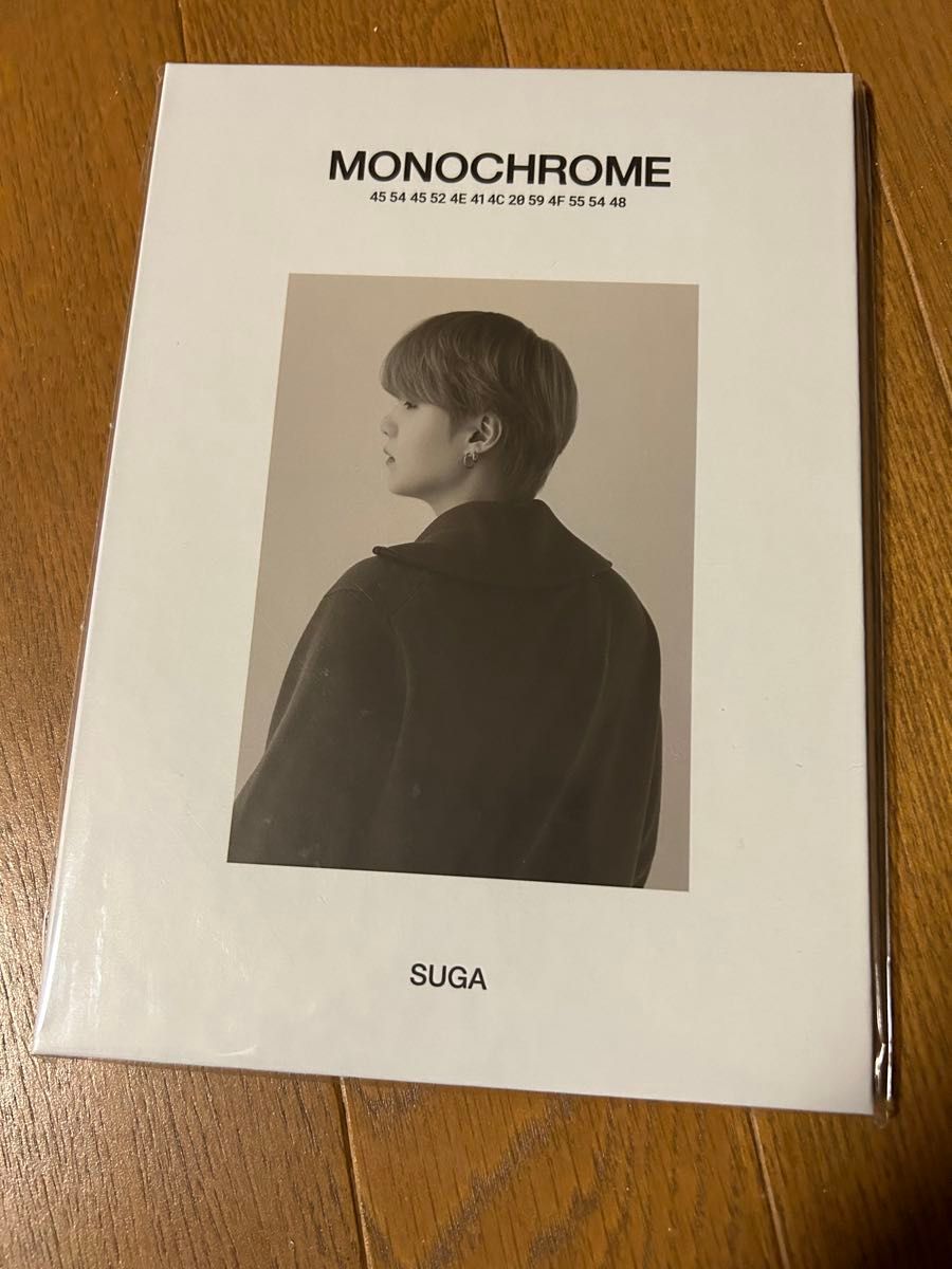 BTS ポップアップ　MONOCHROME  モノクローム　ポストカードブック　SUGA