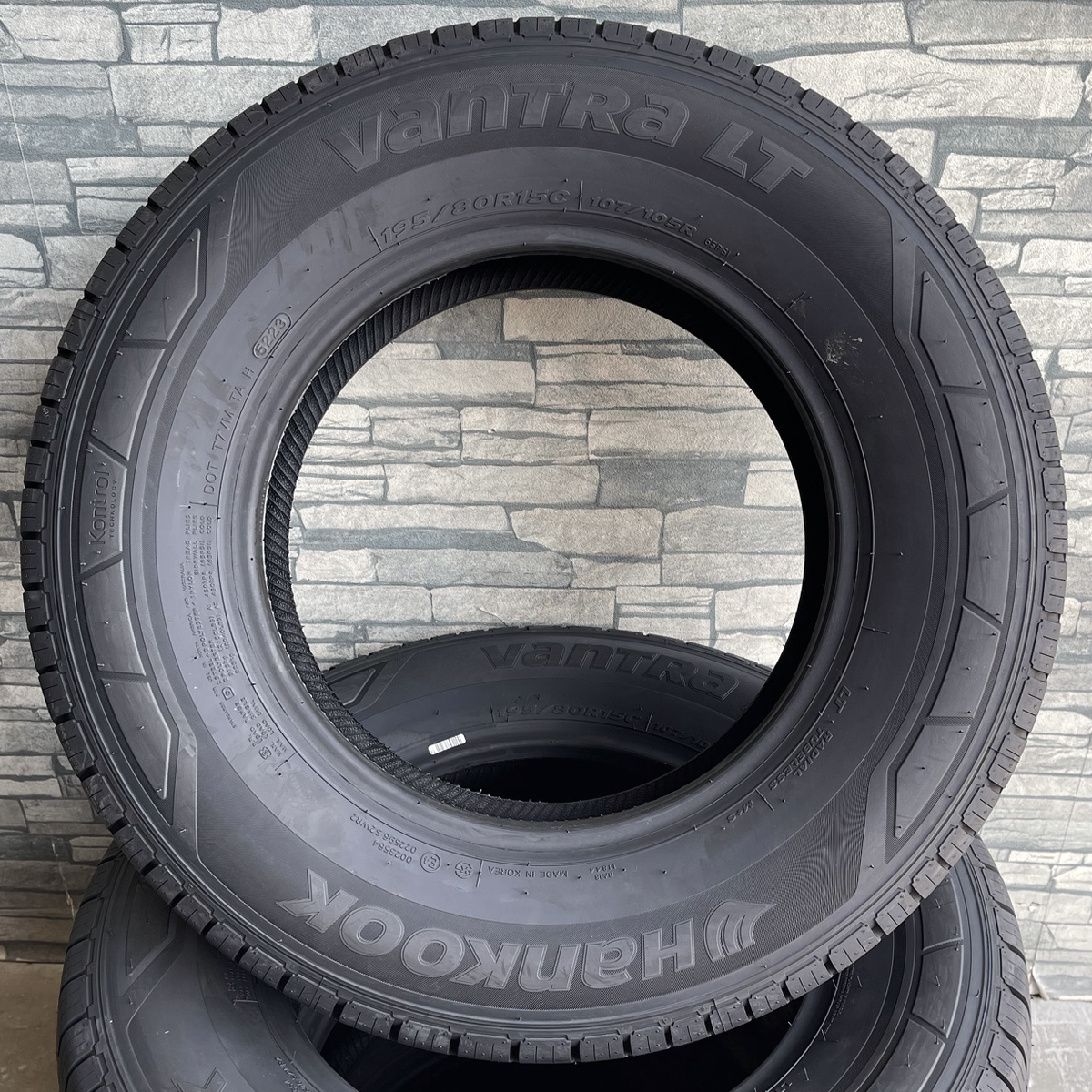 即納 新品タイヤ4本セット ハイエース 195/80R15 107/105 ハンコック VANTRA LT RA18 インボイス対応 個人宅様OK 名古屋 店頭取付OK_画像3