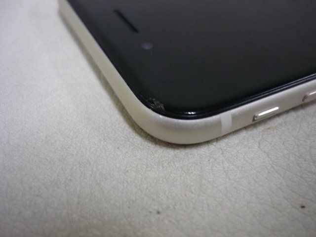 docomo Apple iPhone SE (第3世代) MMYG3J/A 128GB バッテリ90% SIMフリー 即決送料無料_画像10