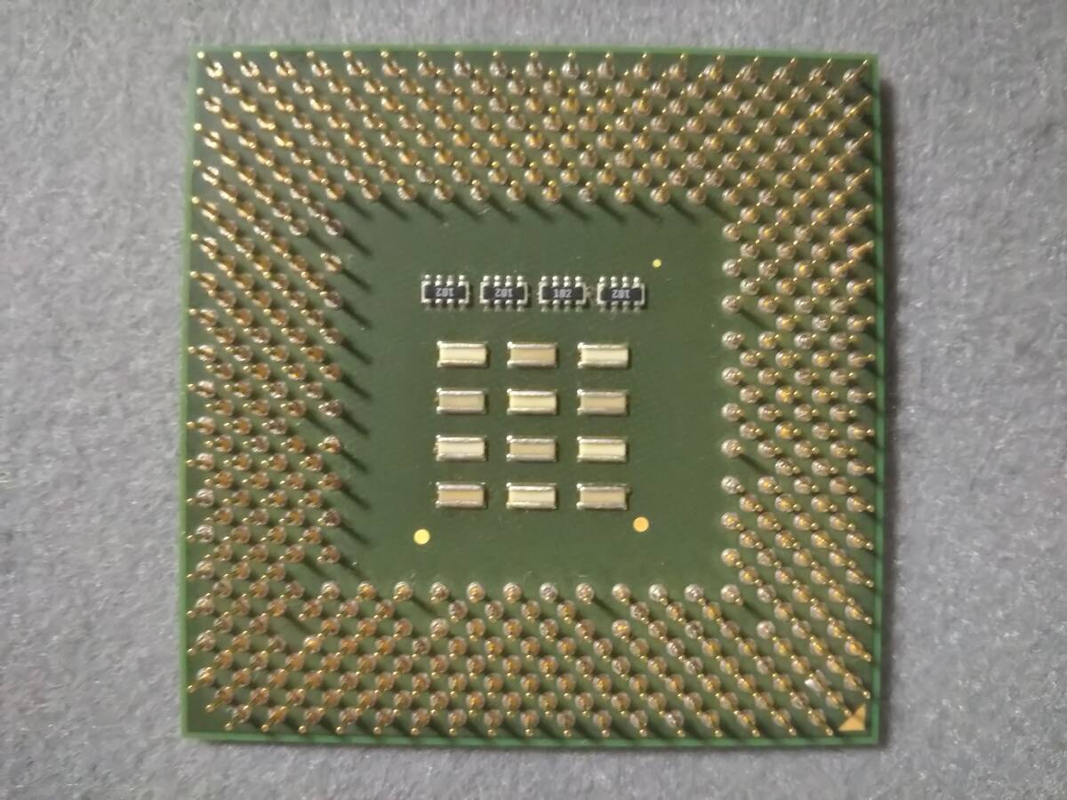 AMD Athlon XP 1700+ AX1700DMT3C Palomino(パロミノ) Socket A (Socket 462) 状態が悪いです_画像4