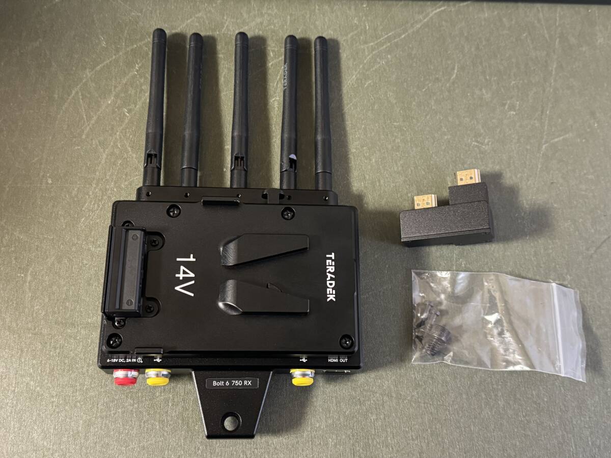 Yahoo!オークション - Teradek Bolt 6 750レシーバーモニター Yahoo!オークション - Teradek Bolt 6 750レシーバーモニター