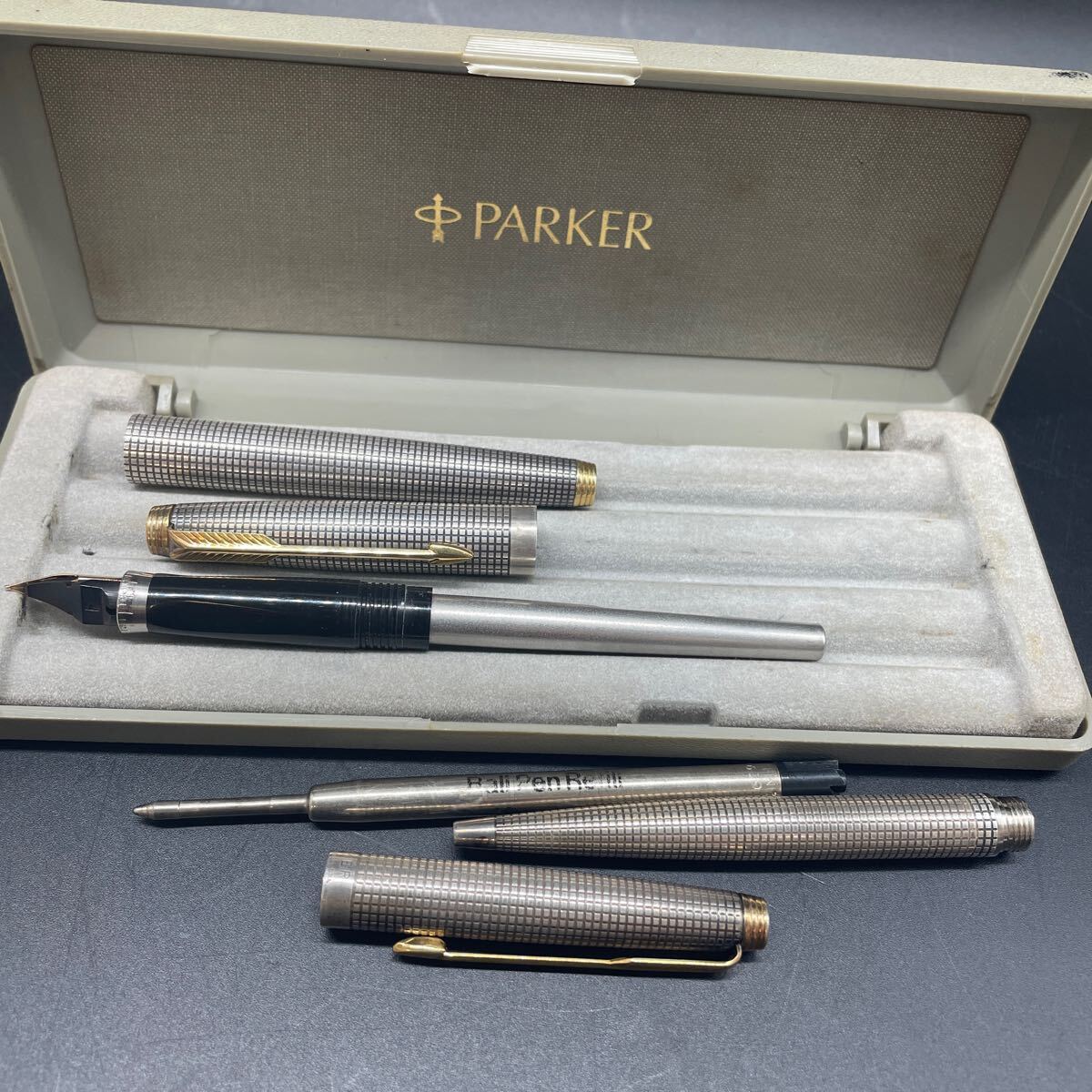 PARKER パーカー STERLING CAP&BARREL 格子 万年筆 ボールペン 筆記未確認 14Kペン先 F スターリング 17829の画像8