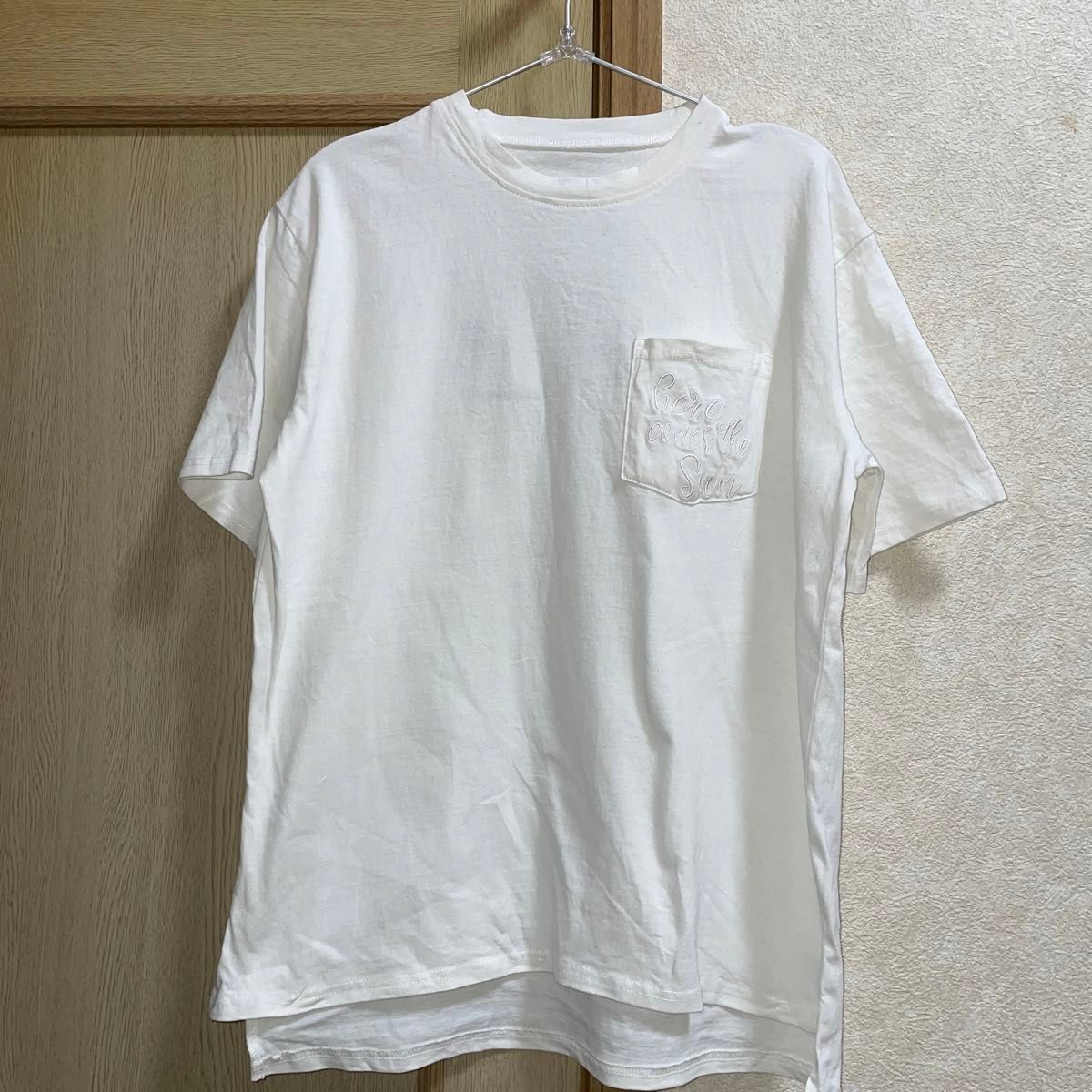 美品　カジュアル　Ｔシャツ　M〜L BIGシャツ　ゆったり　大きいサイズ 半袖 Tシャツ  半袖Tシャツ 白 ホワイト ポケット