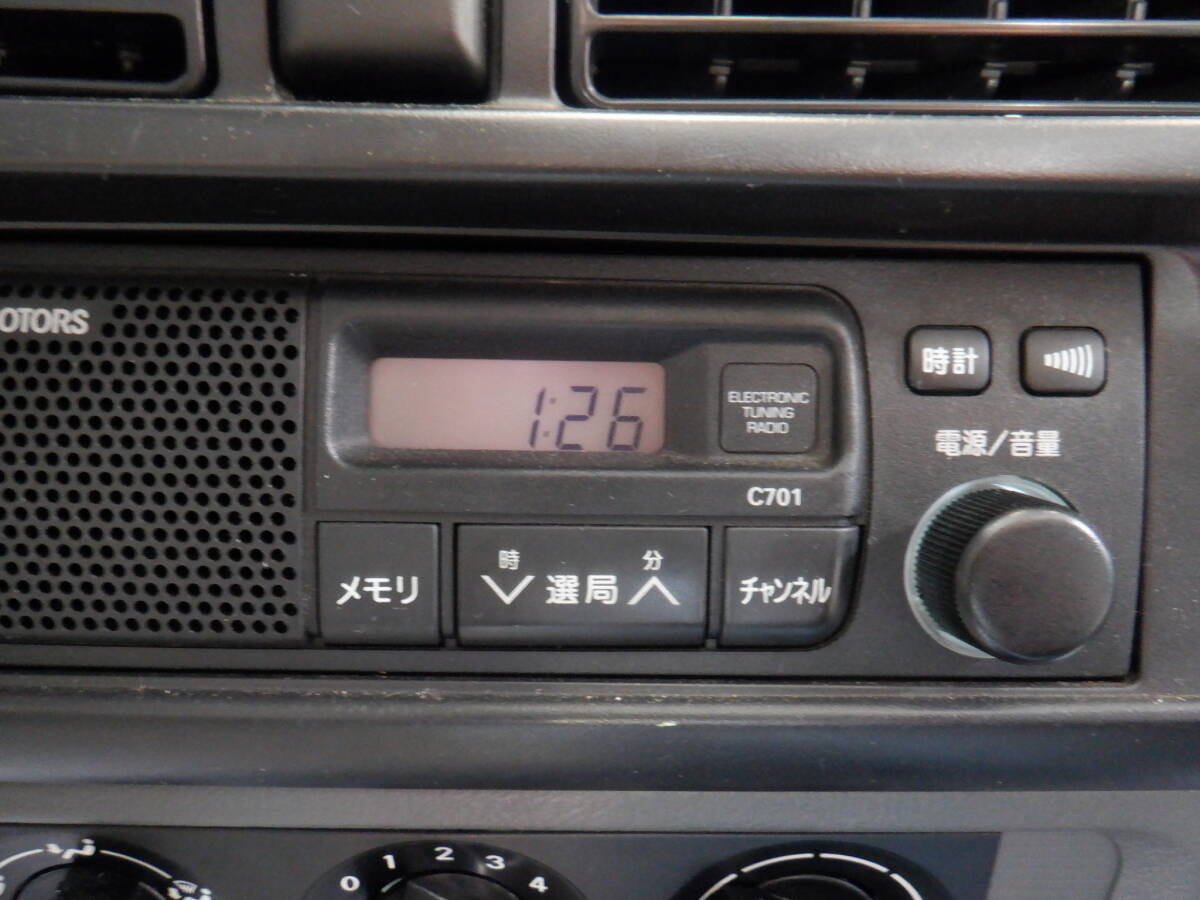 ミニキャブトラック（Ｕ６１Ｔ）純正ＡＭラジオ／スピーカー一体型　ＭＲ３３７２６４　６４１６９キロ_画像4