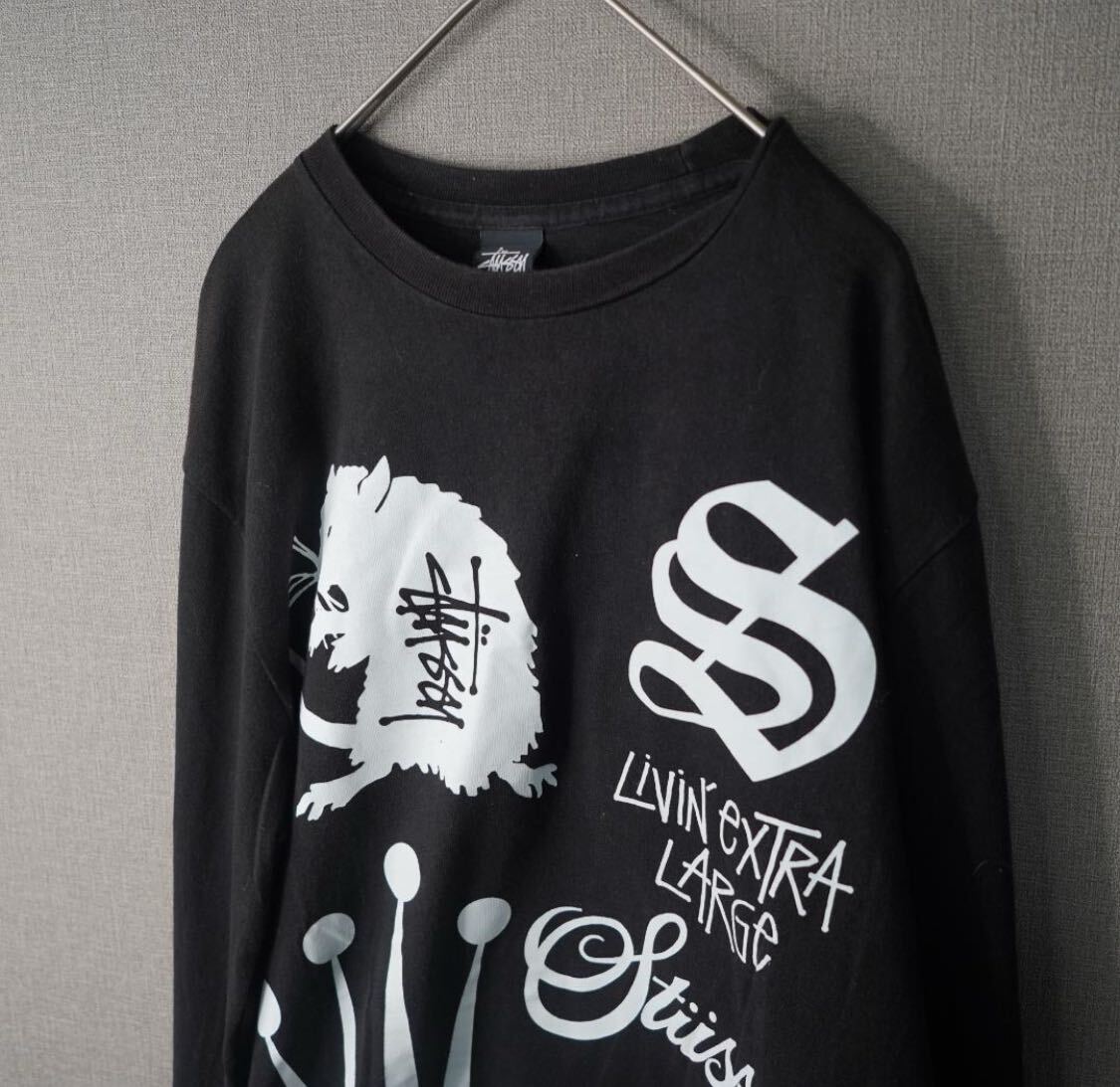 STUSSY ステューシー　BLACK CROWN COLLAGE CREW Lサイズ　ロングTシャツ　黒　ブラック　8ボール　シャネルロゴ　スカル　王冠　ネズミ_画像2