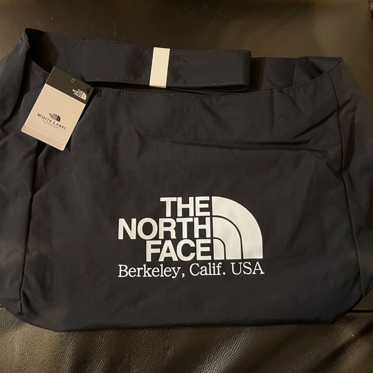 THE NORTH FACE ノースフェイス ビッグロゴショルダーバ BIG LOGO SHOULDER BAG