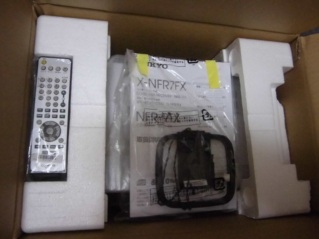 ★ほぼ新品★ONKYO X-NFR7FX(D) Bluetooth/CD/SD/USB/ハイレゾ対応 _画像2