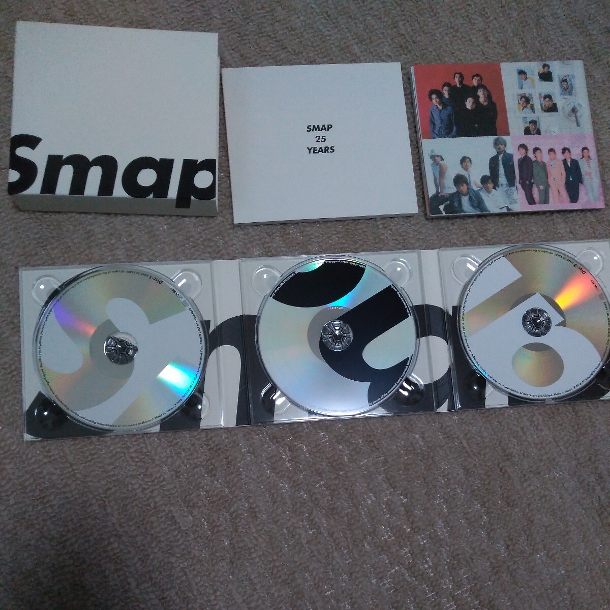 SMAP 25 YEARS ベストCDアルバム best ３枚組 夜空ノムコウ ありがとう 世界に一つだけの花 がんばりましょう STAY 他50曲 初回限定盤の画像3
