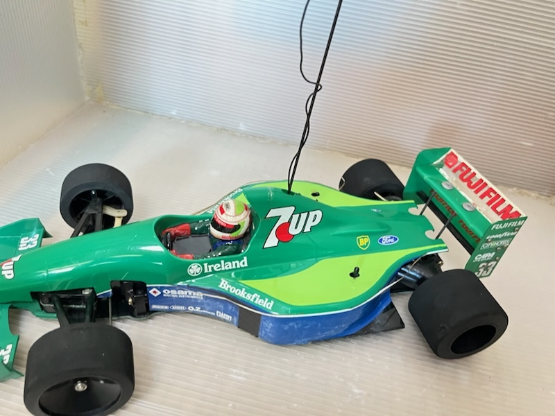 絶版品 タミヤ 1/10 電動RCカー F101シャーシ 7UP ジョーダン 絶版品 タミヤ 1/10 電動RCカー F101シャーシ 7UP ジョーダン