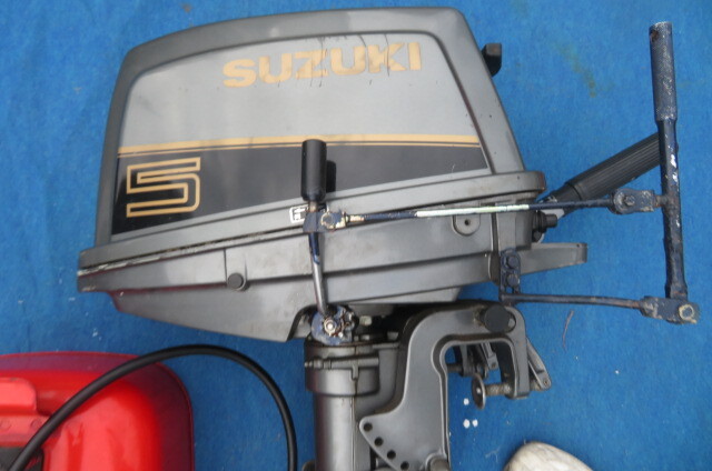  Suzuki DT5S 2 -тактный 5 лошадиные силы навесной мотор пуск ..