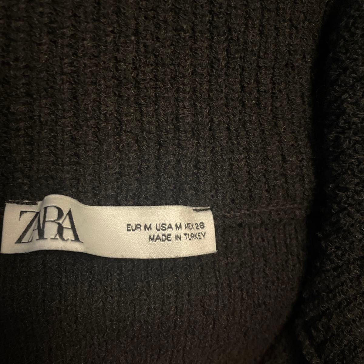 ZARA ジッパー付きニットセーター　完売品　2023AW M 黒 プルオーバー　春ニット　コットン